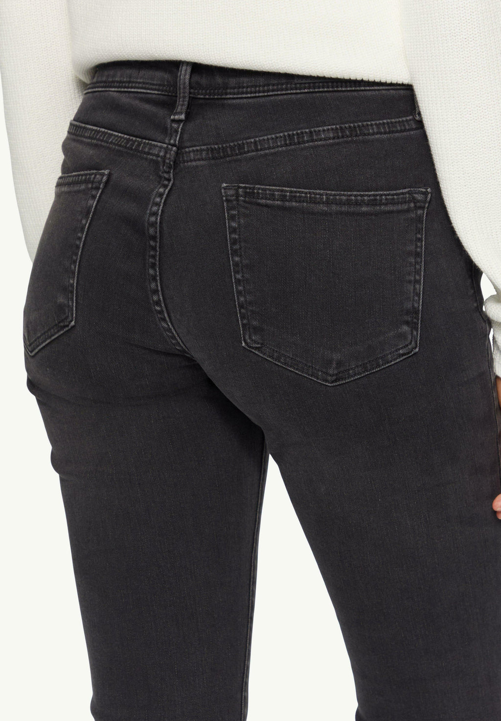 s.Oliver Jeans Slim Fit Media 4