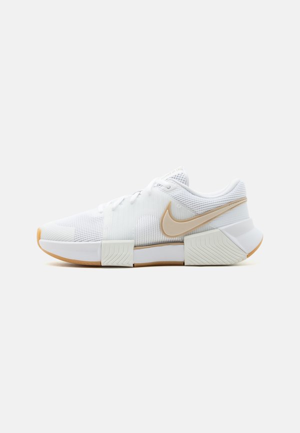 Nike Performance ZOOM GP CHALLENGE 1.5 - Multicourt tennis shoes - white/light orewood brown/summit white