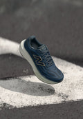 New Balance FRESH FOAM X MORE V6 - Road running shoes - graphite