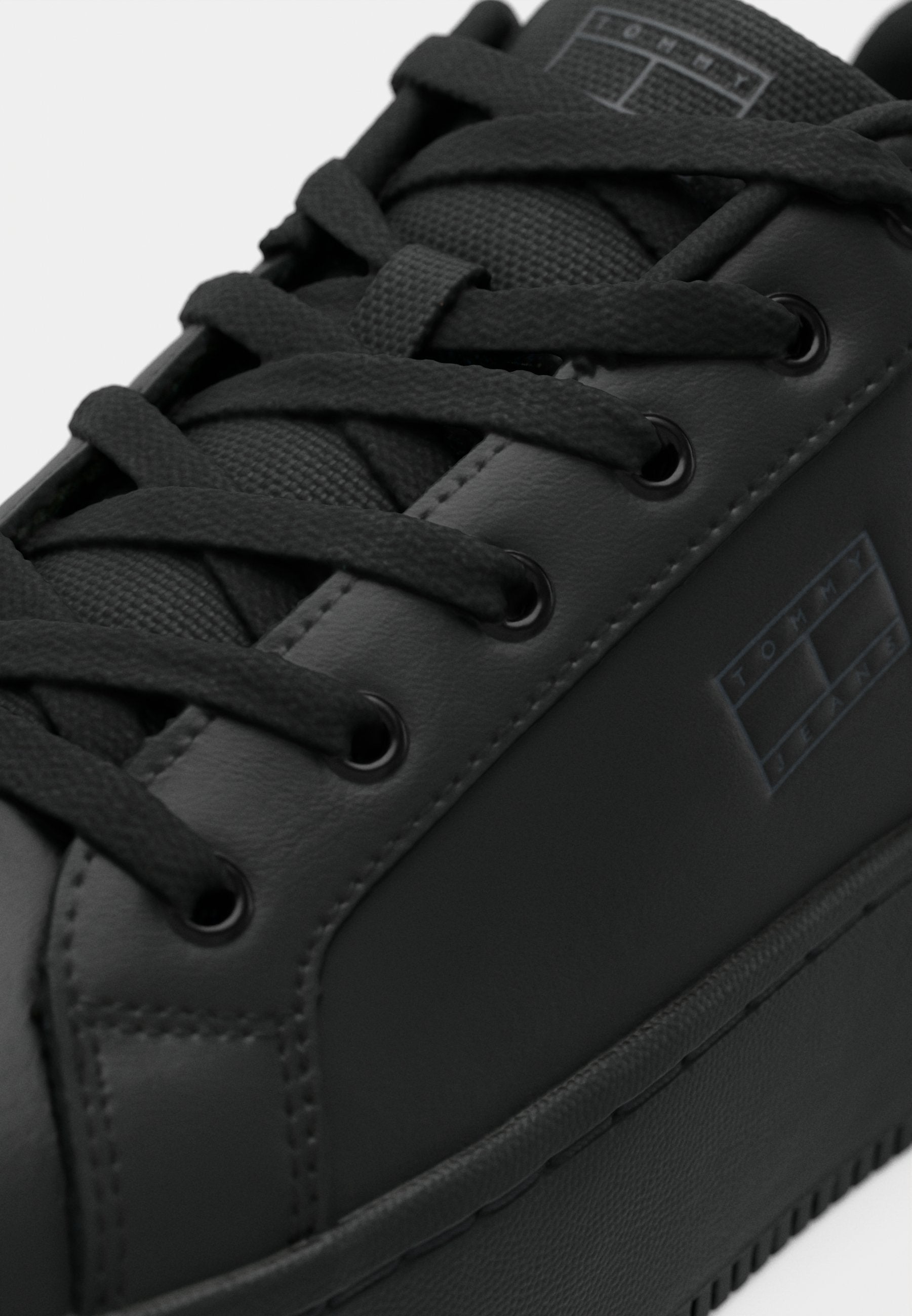 Tommy Jeans ESSENTIAL LOGO PLATFORM TRAINERS WITH LEATHER