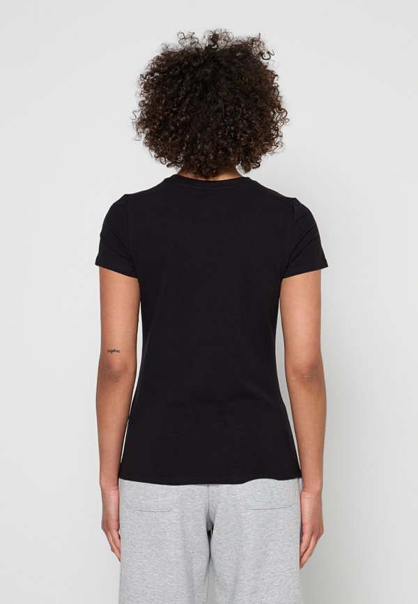 DKNY Sport