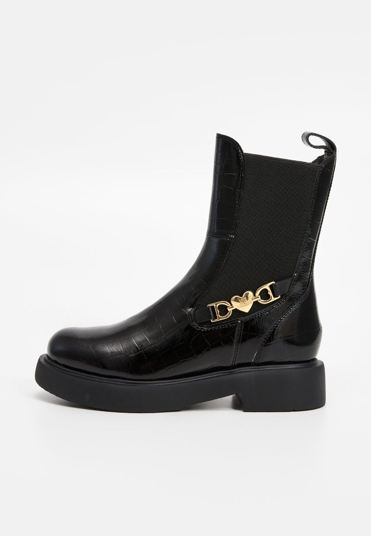 Love Moschino CITY40