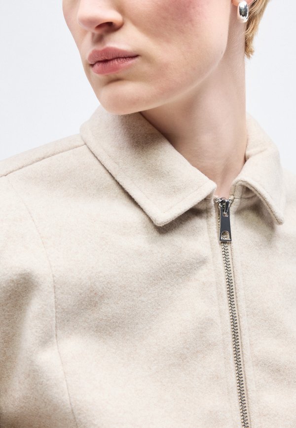 Vero Moda Tall VMMADDIE SHORT JACKET BOO