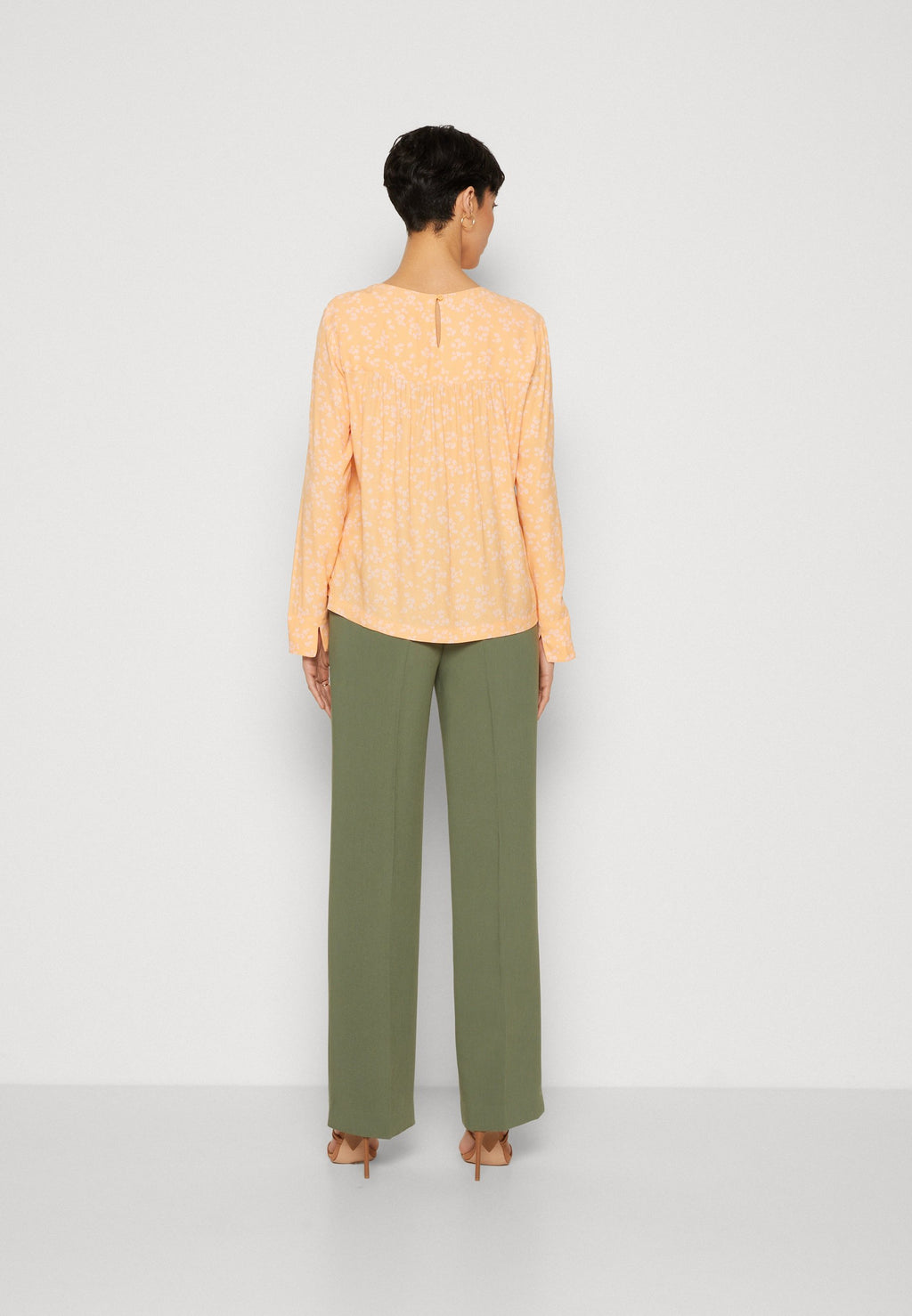 Esprit Bluse Media 5