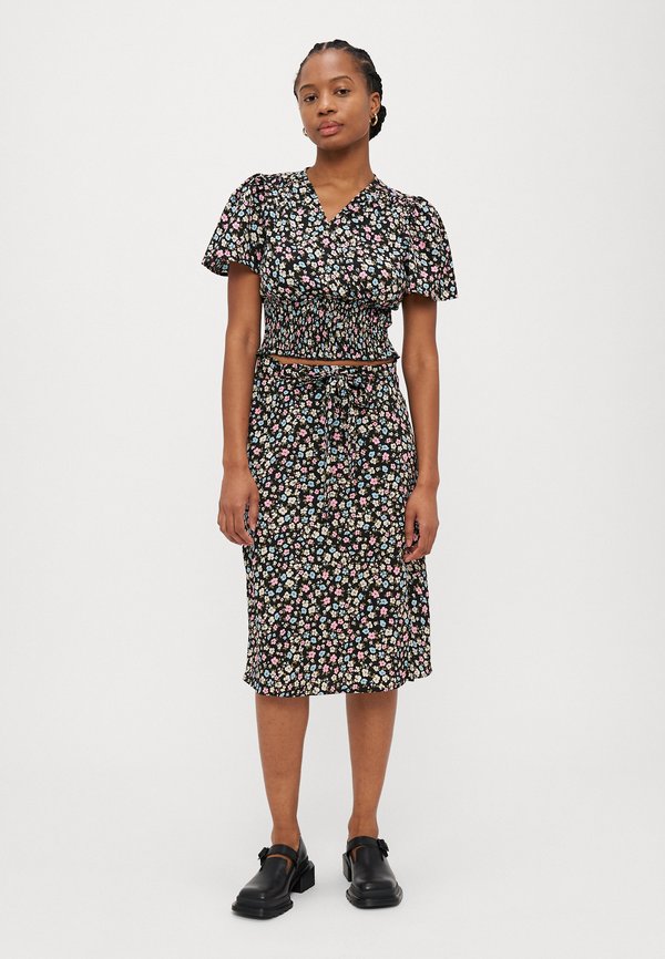 Vero Moda Petite VMPAGE CALF SKIRT