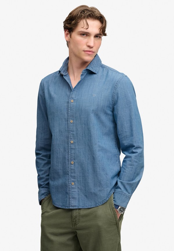 Superdry & Co SUPERDRY ESSENTIALS CHAMBRAY LONG SLEEVE SHIRT.. - Shirt - washed indigo