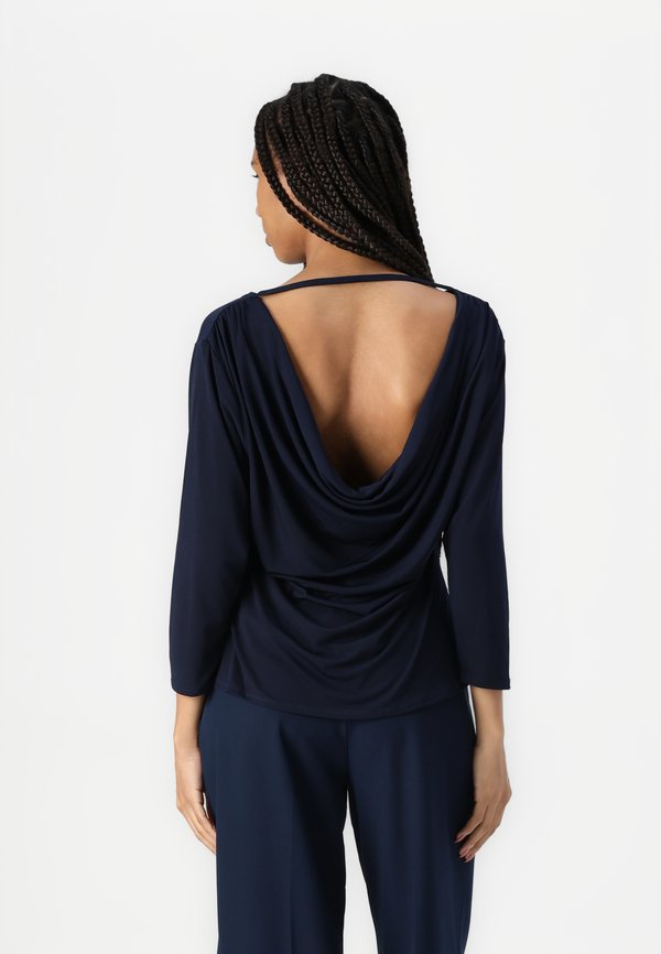 Anna Field COWL BACK WITH THREE QUARTER SLEEVE