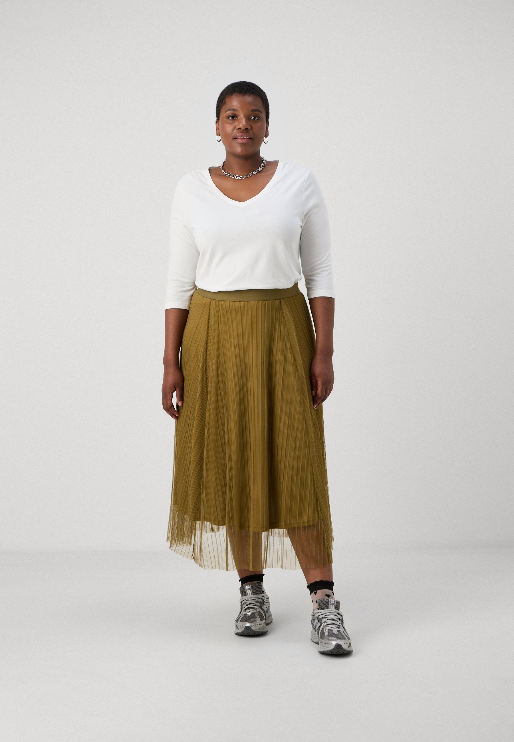 CARLAVINE ELASTIC SKIRT  Media 2