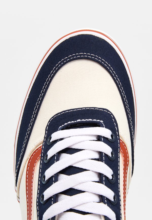Vans BROOKLYN LS