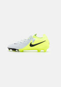 Nike Fußballschuhe in Hellgrau und Neon-Gelb, mit einer strukturierten Oberfläche, schwarzen Akzenten und einem schlanken Design mit geformten Stollen.