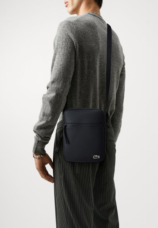Lacoste FLAT CROSSOVER BAG UNISEX - Cross body bag - noir