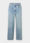Helle blaue, gerade geschnittene Denim-Jeans mit hoher Taille, fünf Taschen und dezenten Verwaschungen. Rohem Saum und kontrastierenden Nähten.