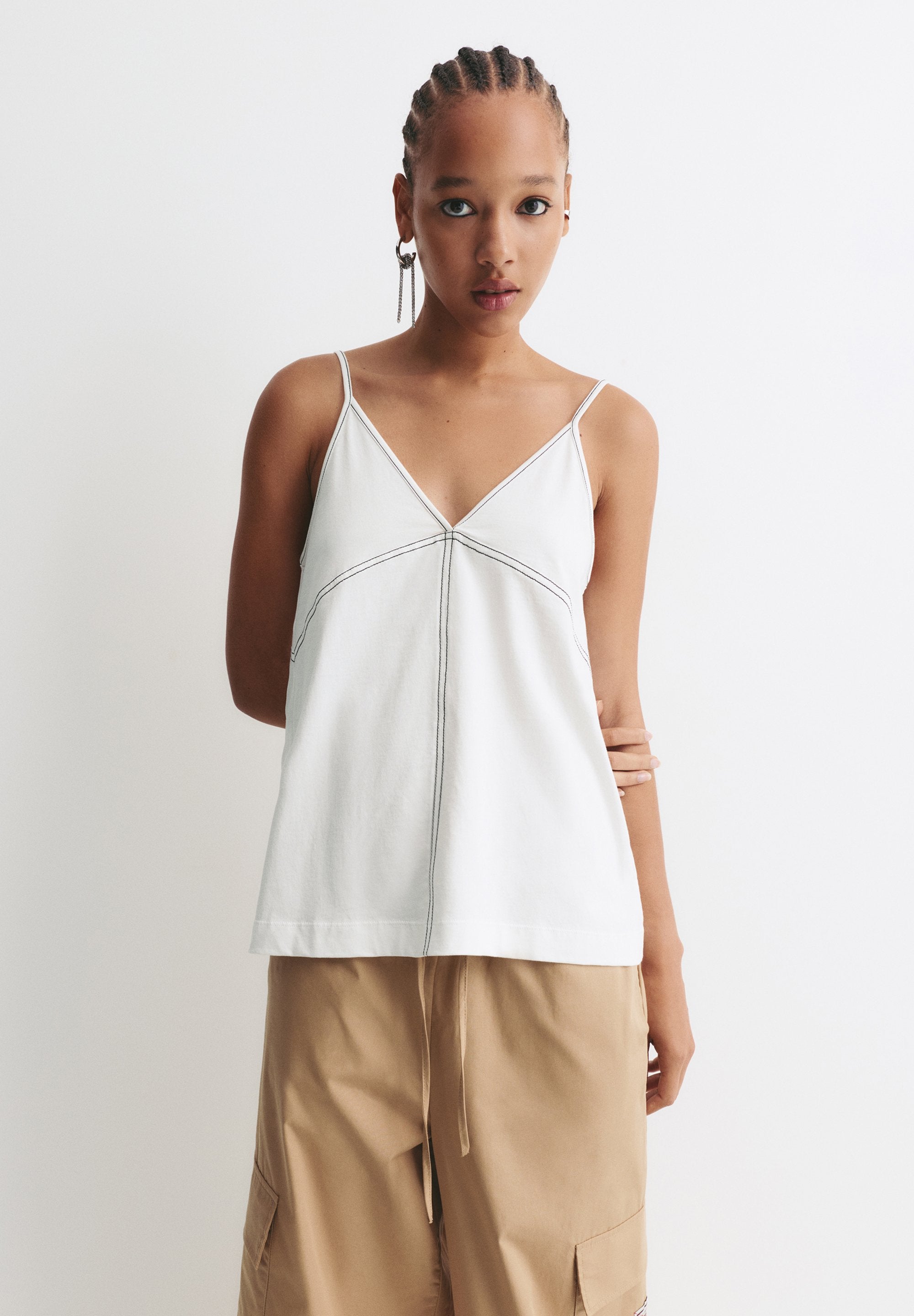 PULL&BEAR STITCH DETAIL - STRAPPY