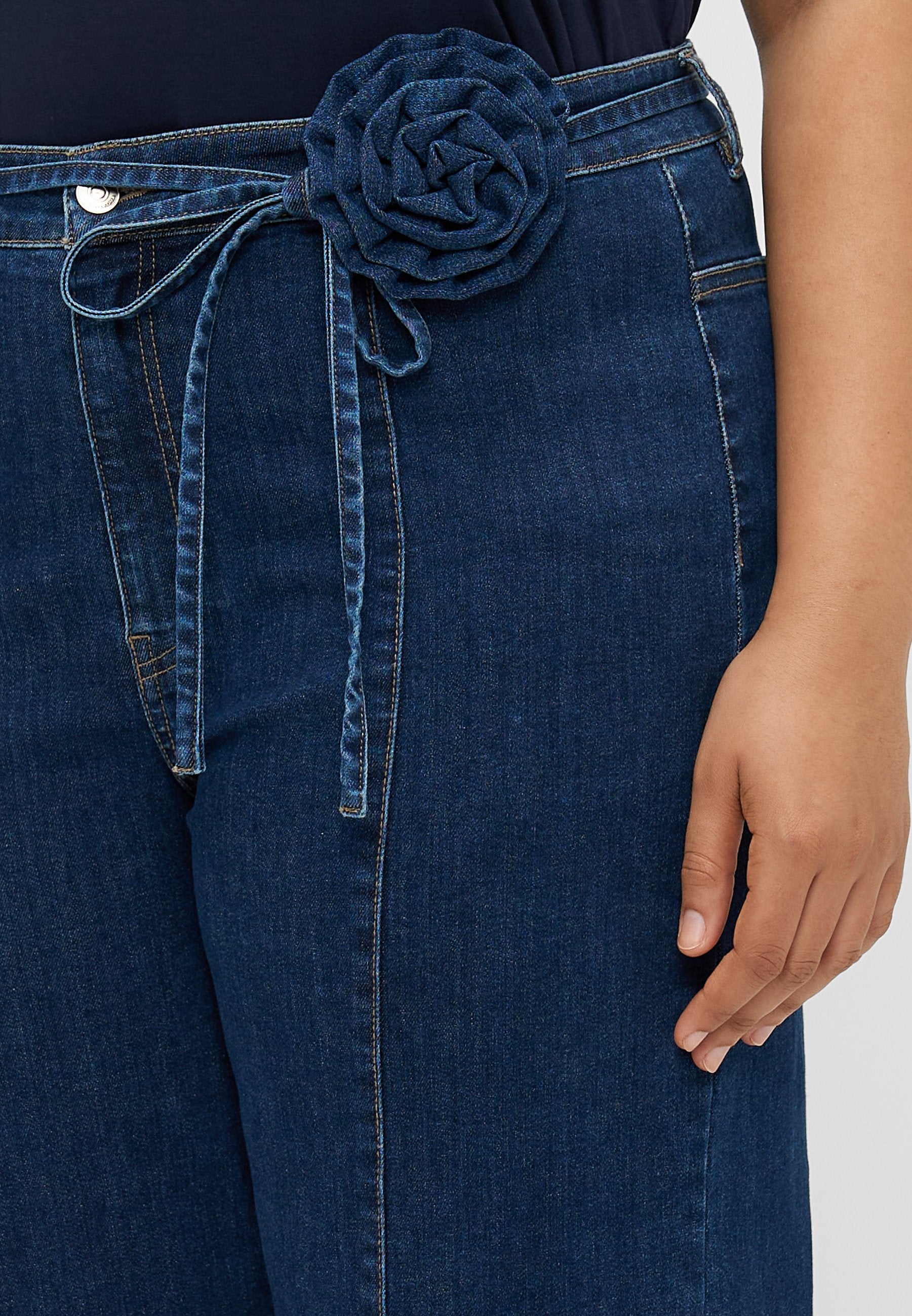 Wide-fit CARMADISON High waist Wide Leg Fit Media 5
