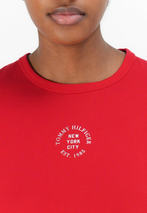 Tommy Hilfiger STAMP LOGO SLIM TEE