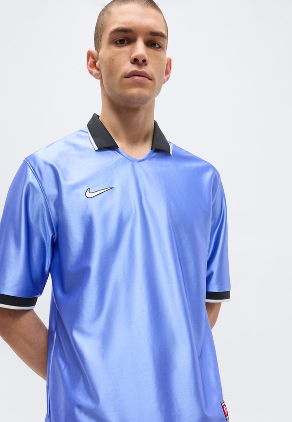 Nike Performance ENERGY