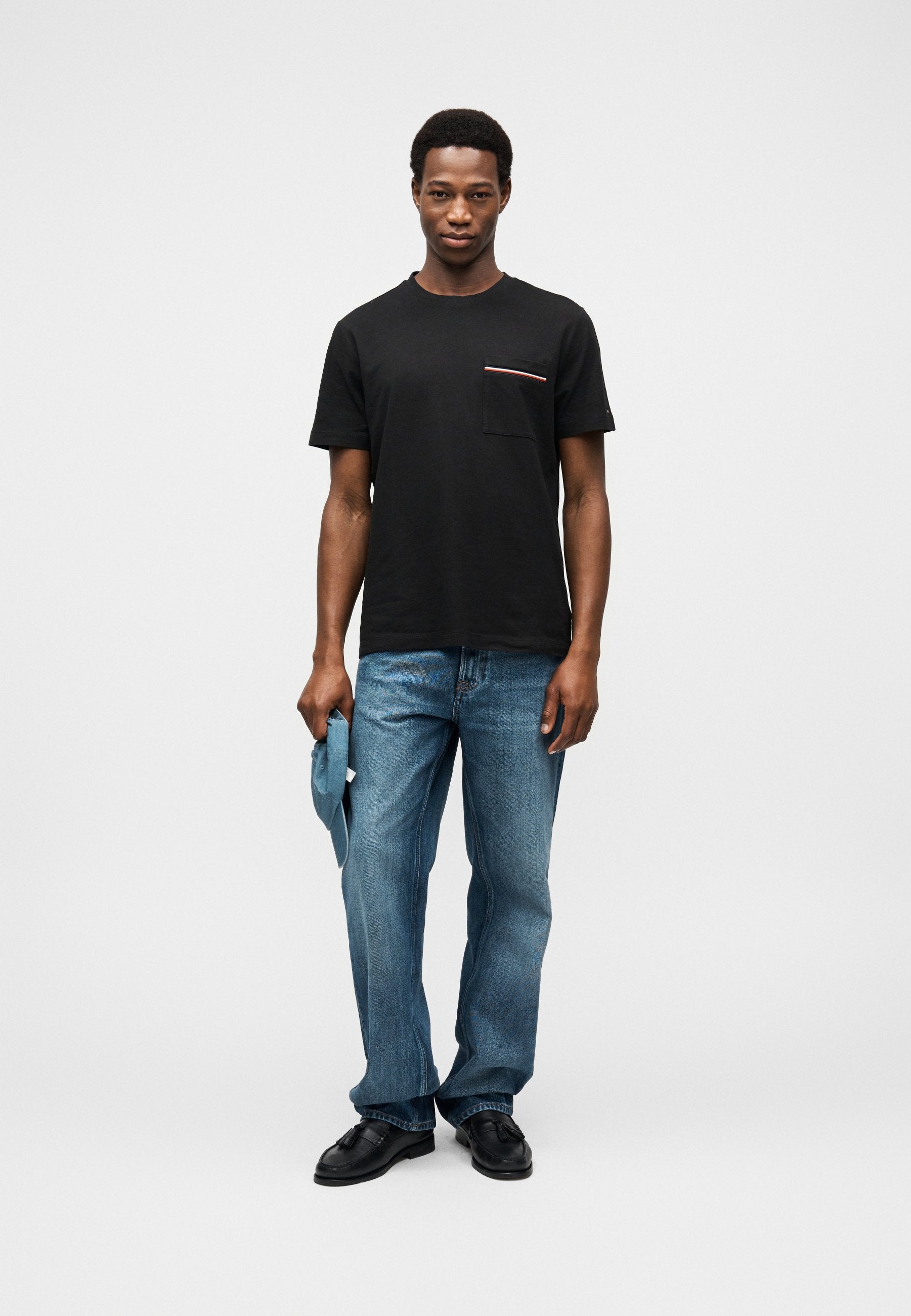 GLOBAL STRIPE POCKET PIQUE JERSEY T-SHIRT Media 2