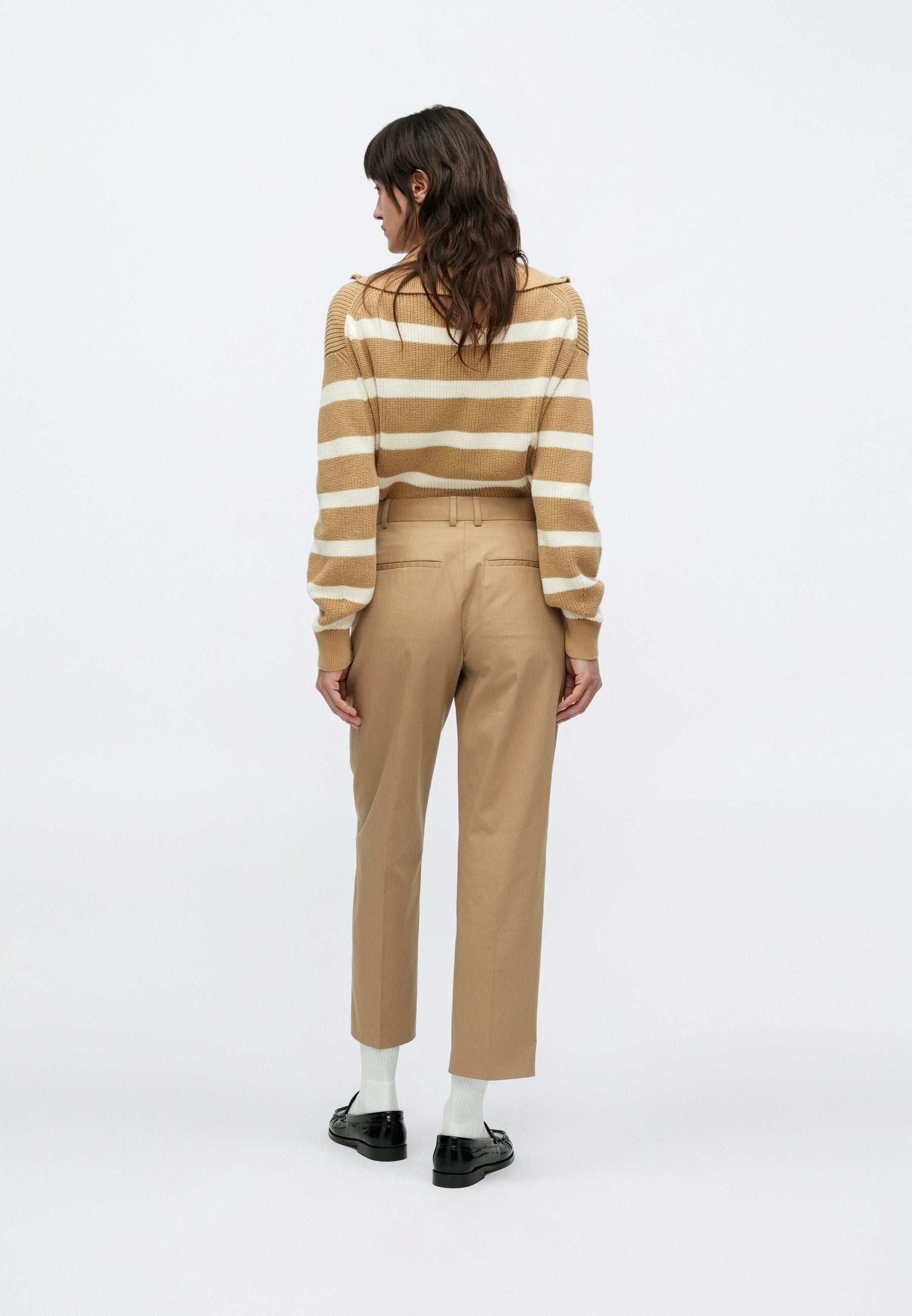 SLIM STRAIGHT Media 4