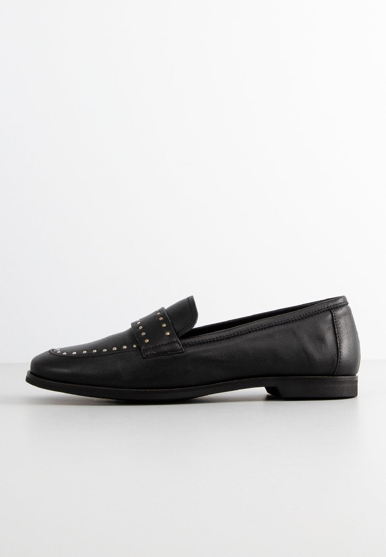 Kanna Slipper Media 1