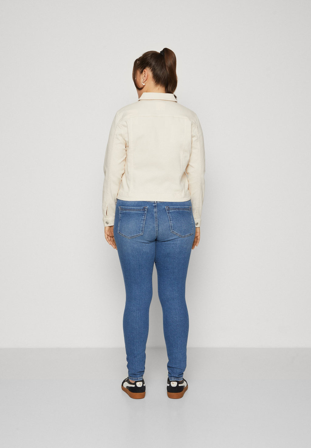 Denim CARWESPA Denim Media 4
