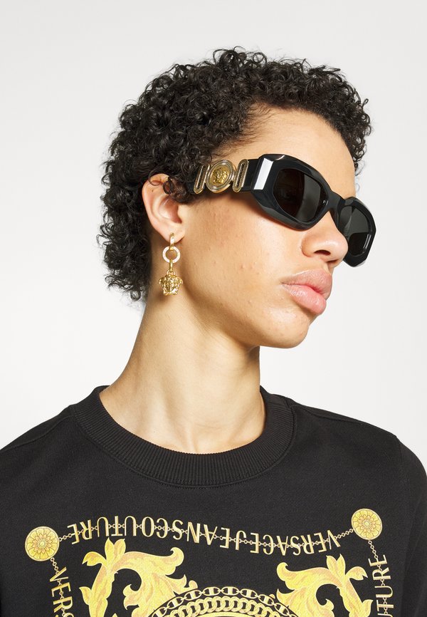 Versace Jeans Couture