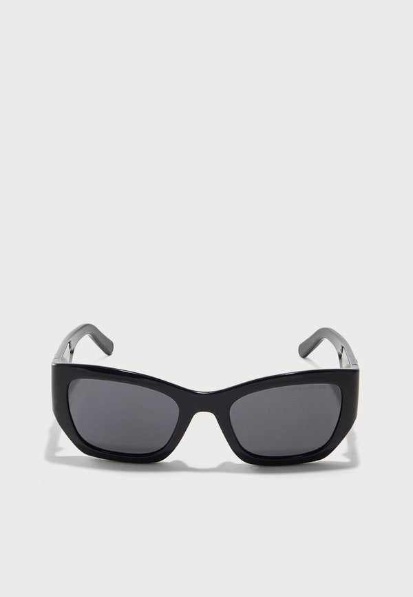 MARC JACOBS