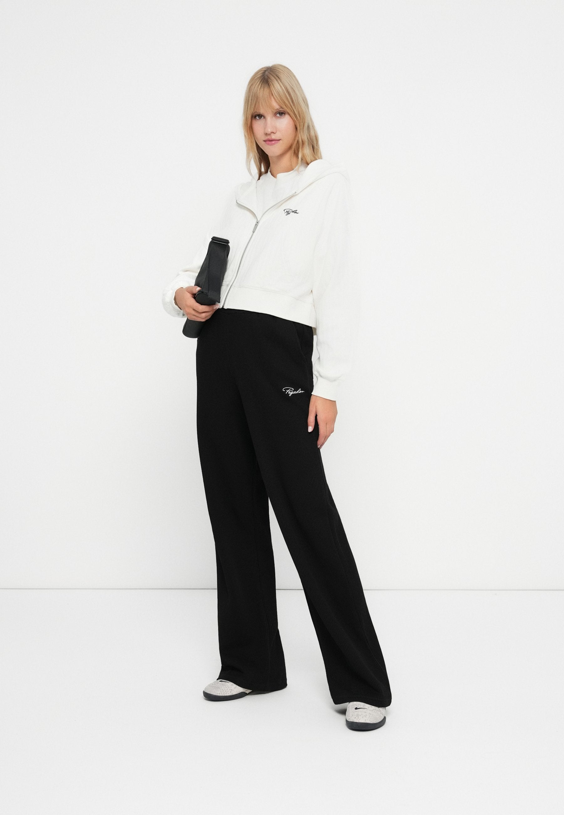 Pegador HARLIEN OVERSIZED STRUCTURED