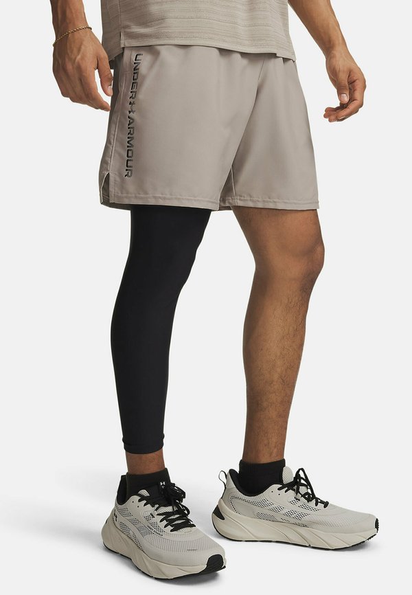 Under Armour TECH WOVEN WORDMARK - Sports shorts - timberwolf taupe
