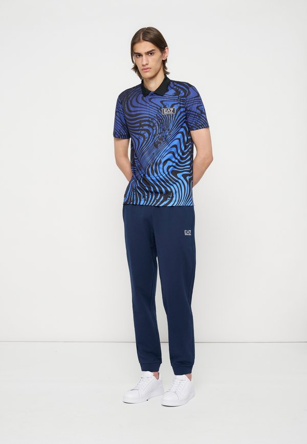 EA7 Emporio Armani