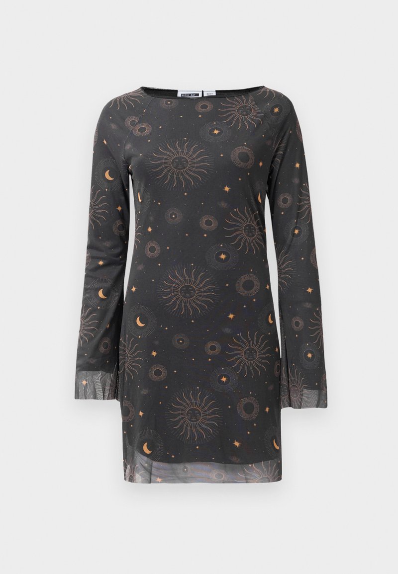 Langärmliges Kleid aus dunklem Stoff mit einem himmlischen Druck von Sonnen, Monden und Sternen in Gold- und Bronzetönen. Abgerundetem Ausschnitt.