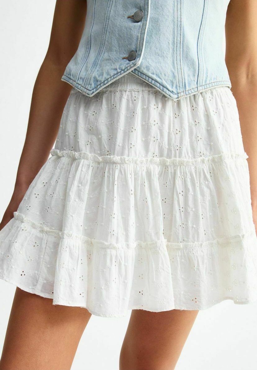 New Look BRODERIE ANGLAISE TIERED MINI