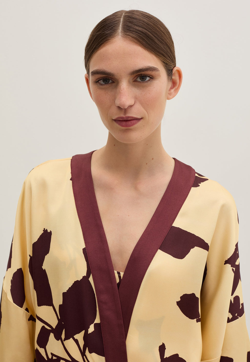 Stefanel OPEN KIMONO WITH PATTERN