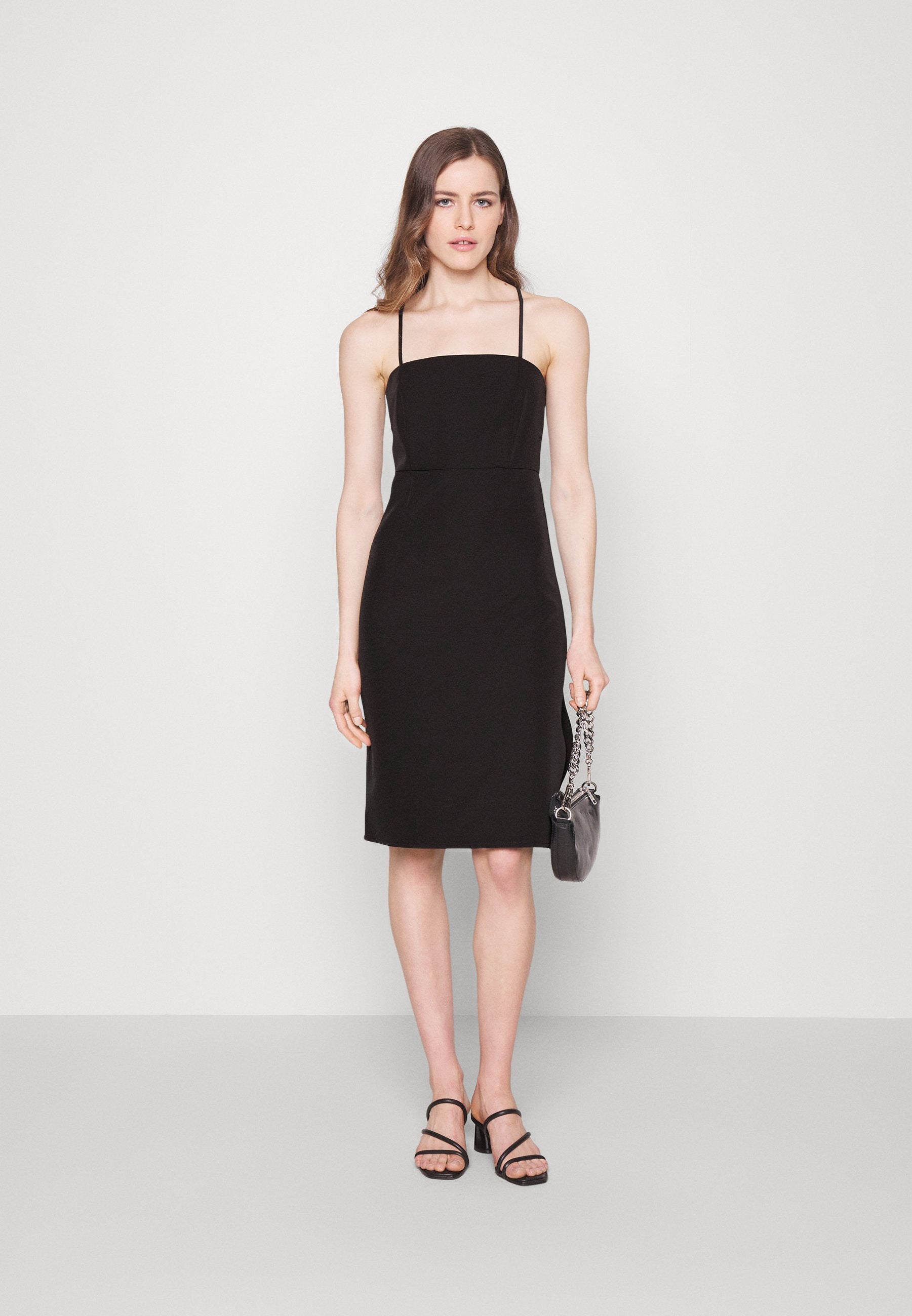 ONLABBA STRAP SLIM SLIT DRESS  Media 2
