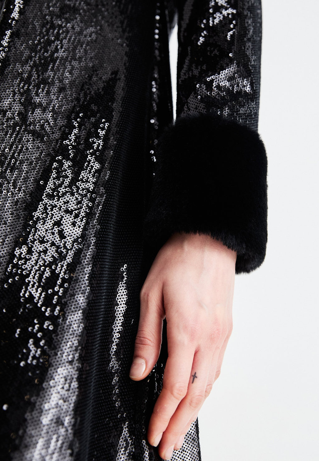 Sister Jane PALAIS SEQUIN MIDI DRESS
