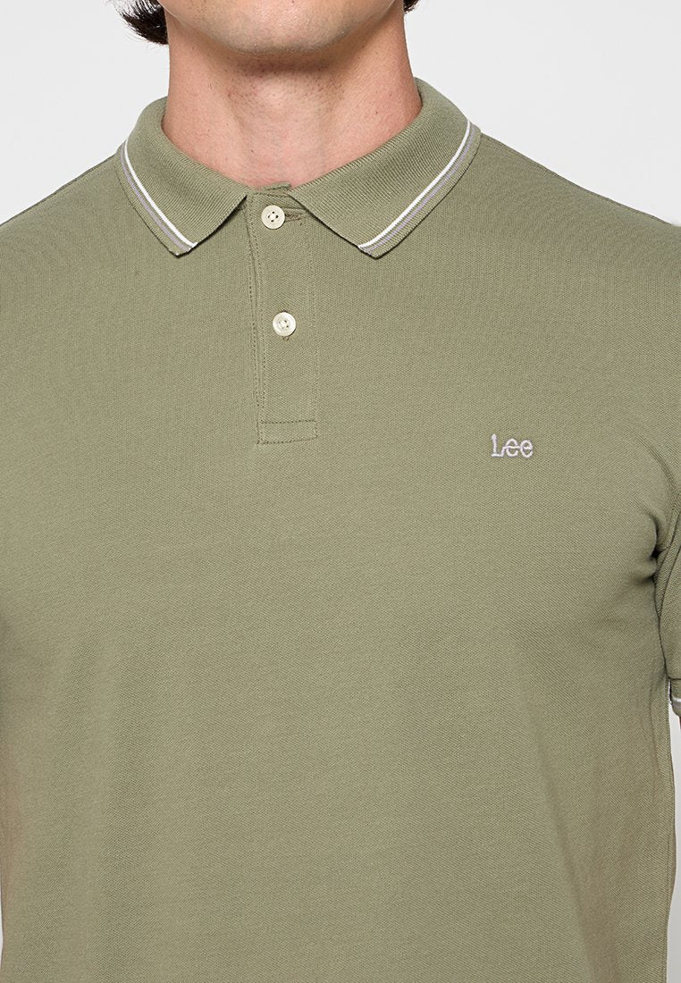 Lee