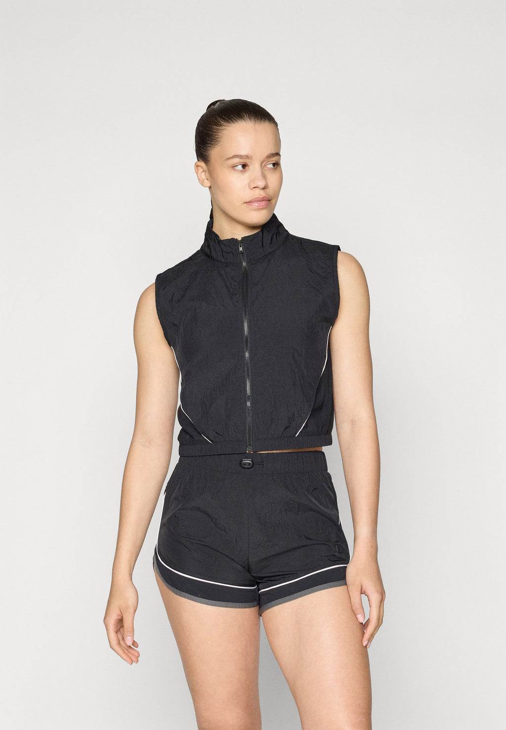Champion SLEEVELESS JACKET