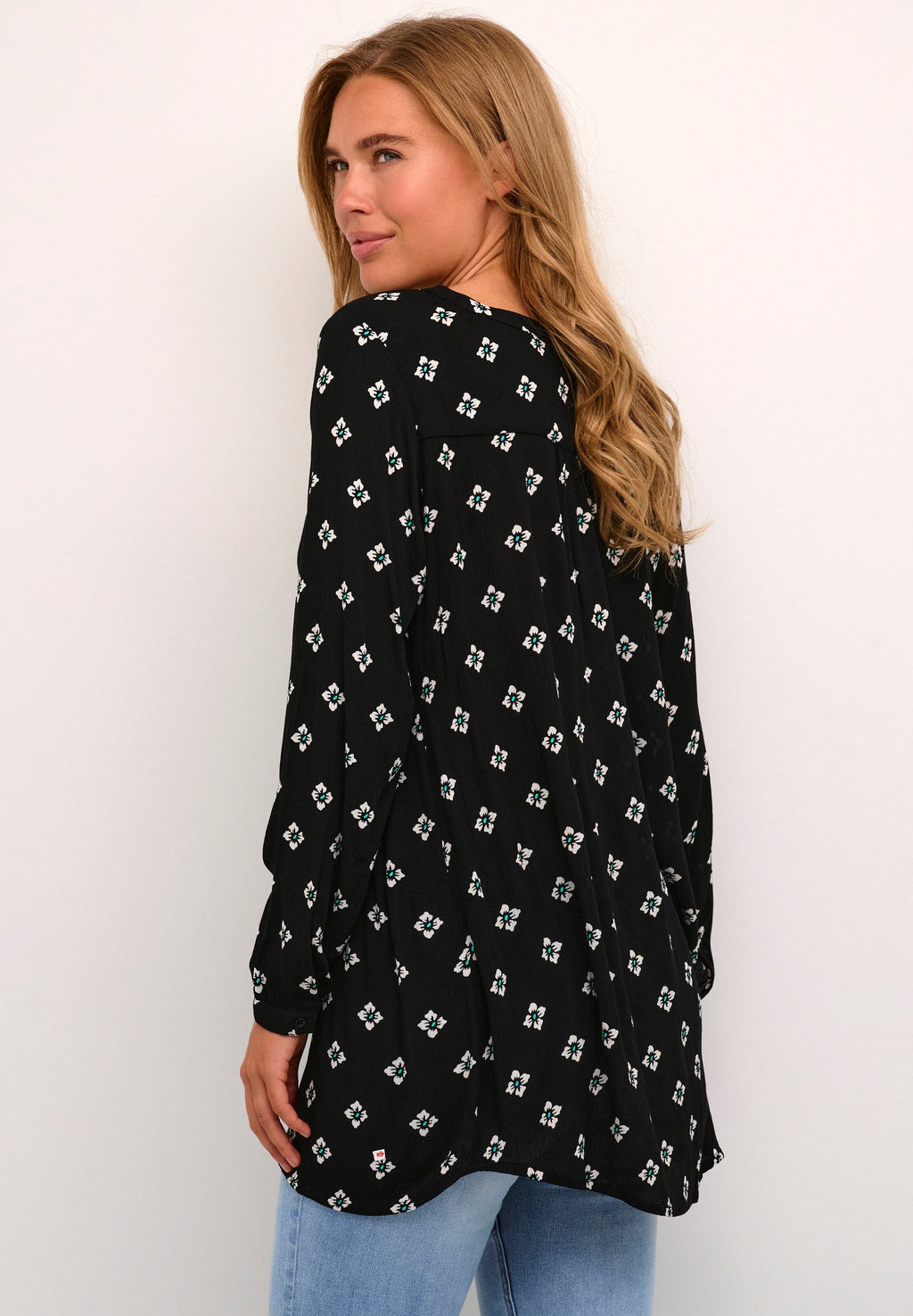 Kaffe AMBER V-NECK