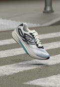 New Balance FUELCELL FLITE - Road running shoes - white/altitude/dark night