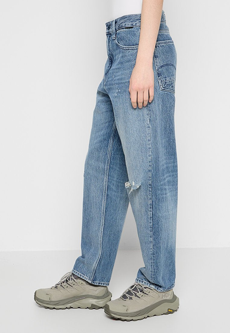 TYPE 89 LOOSE FIT Media 2