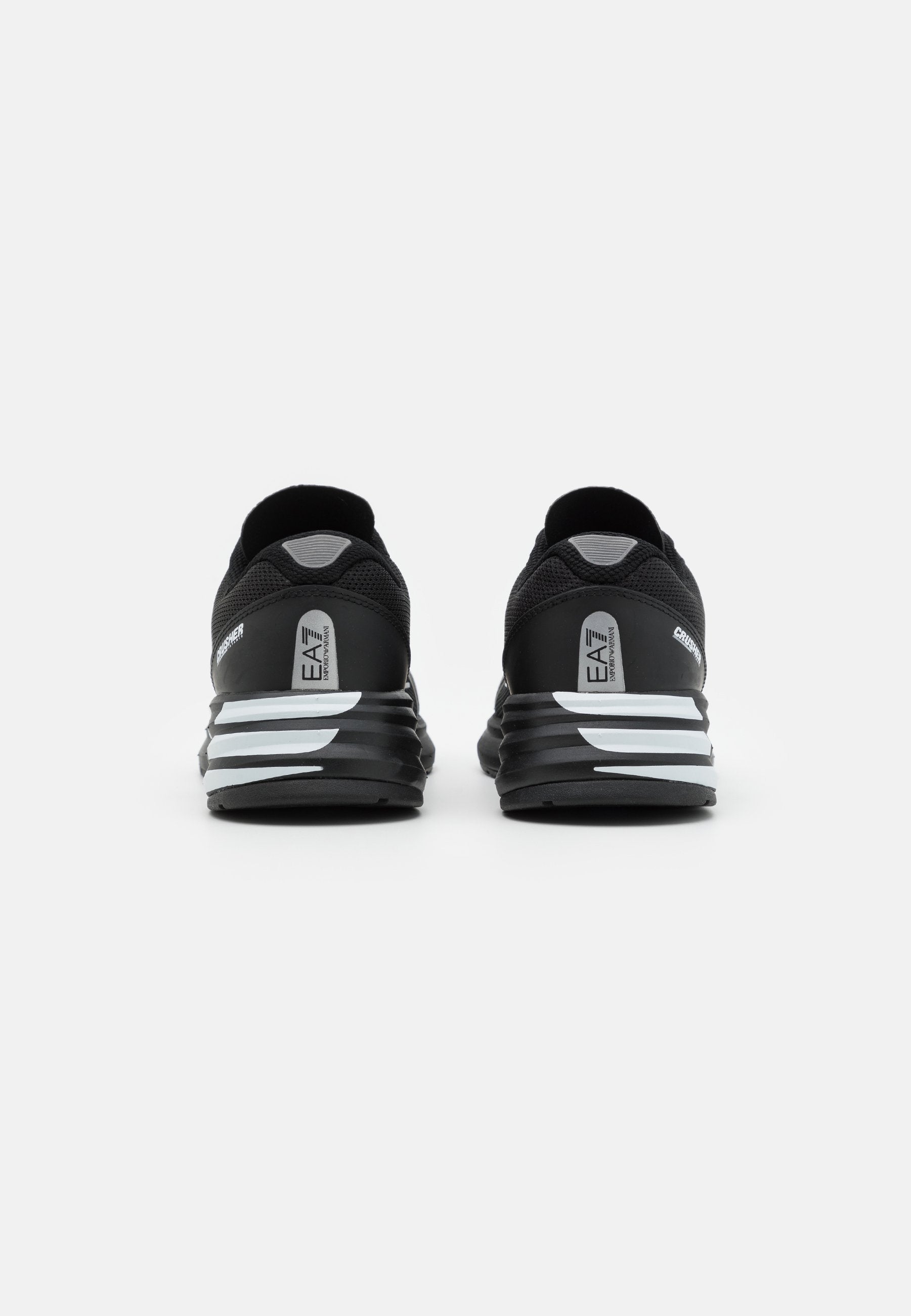 CRUSHER DISTANCE UNISEX Media 3