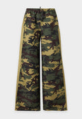 Puma STREET GLAM RELAXED CAMO PANTS - Tracksuit bottoms - dark green/brown