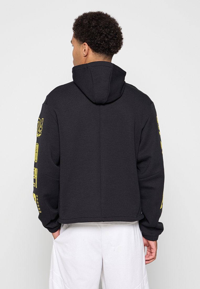 Nike Performance