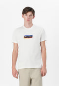 Weißes Baumwoll-T-Shirt mit einem mehrfarbigen Logo-Patch mit dem Text "PS Paul Smith" auf der Vorderseite. Standard Rundhalsausschnitt und kurze Ärmel.