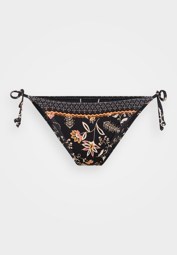 Roxy KERALA CHEEKY
