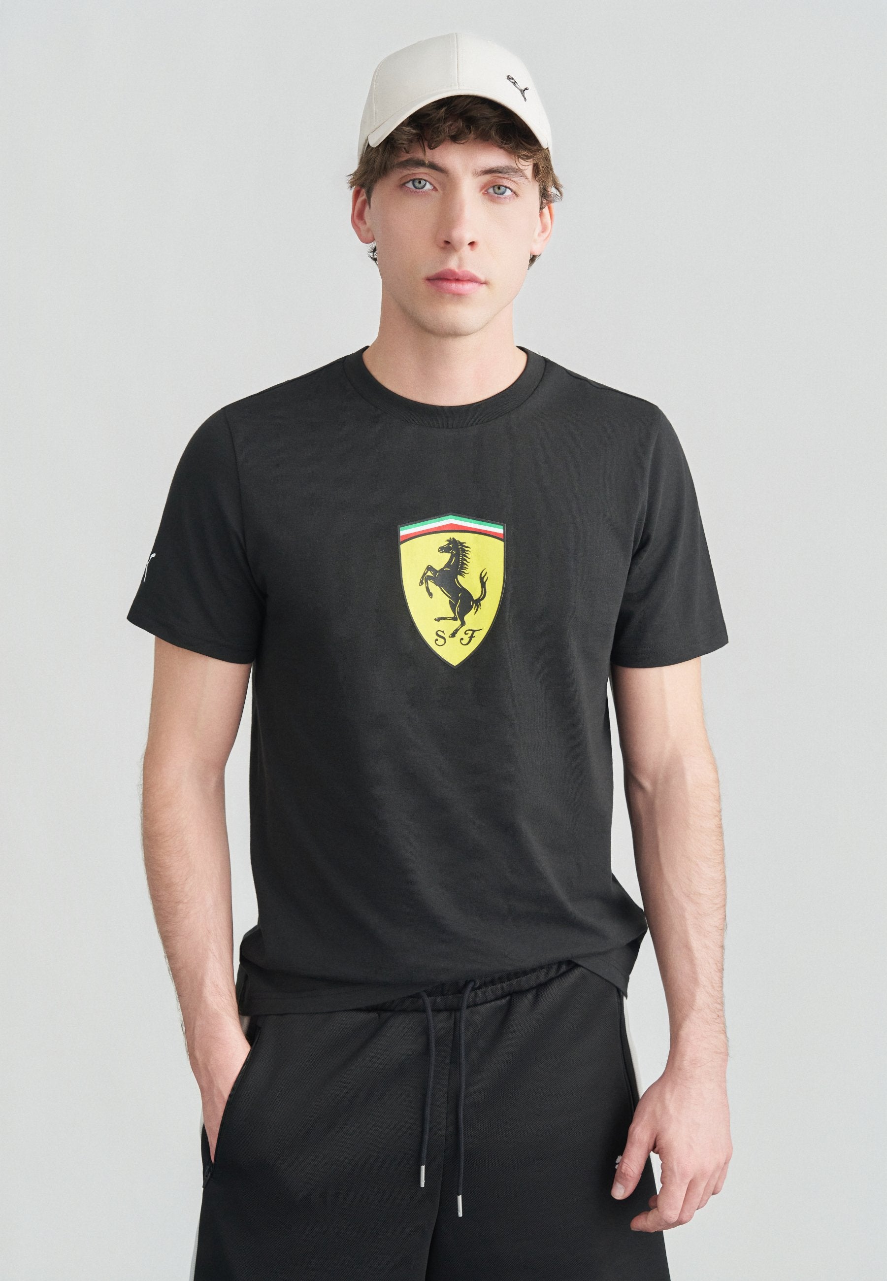 Puma COLORED SHIELD TEE