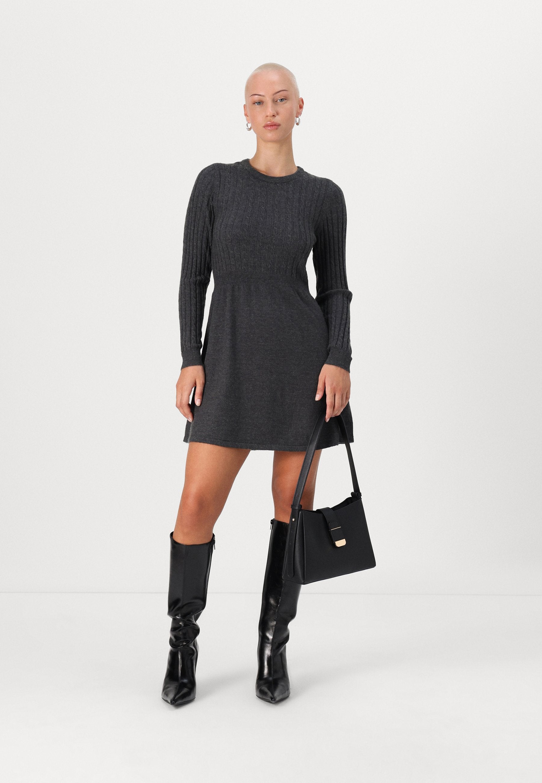 ONLFIA DRESS Media 2