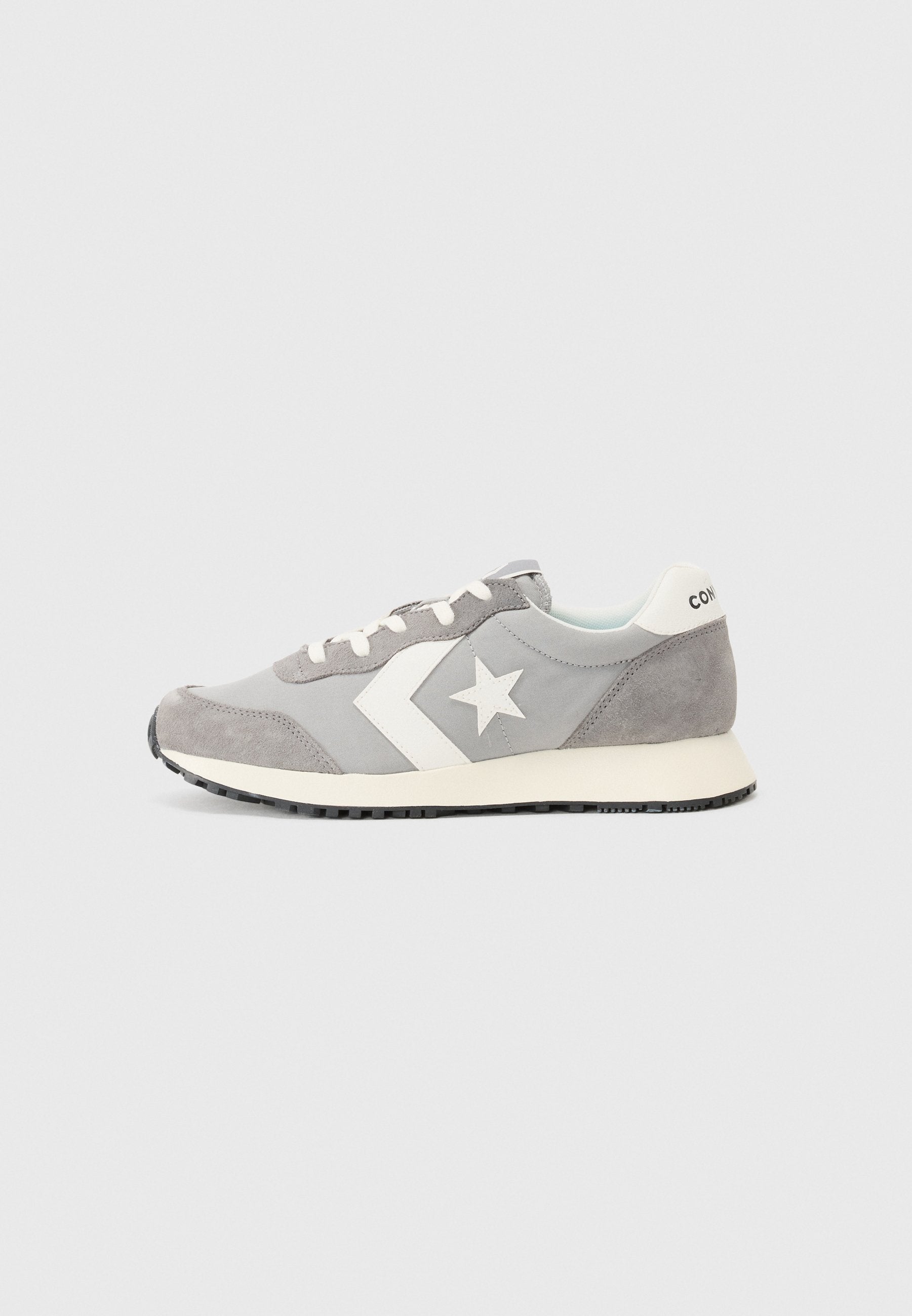 Converse OMEGA TRAINER UNISEX