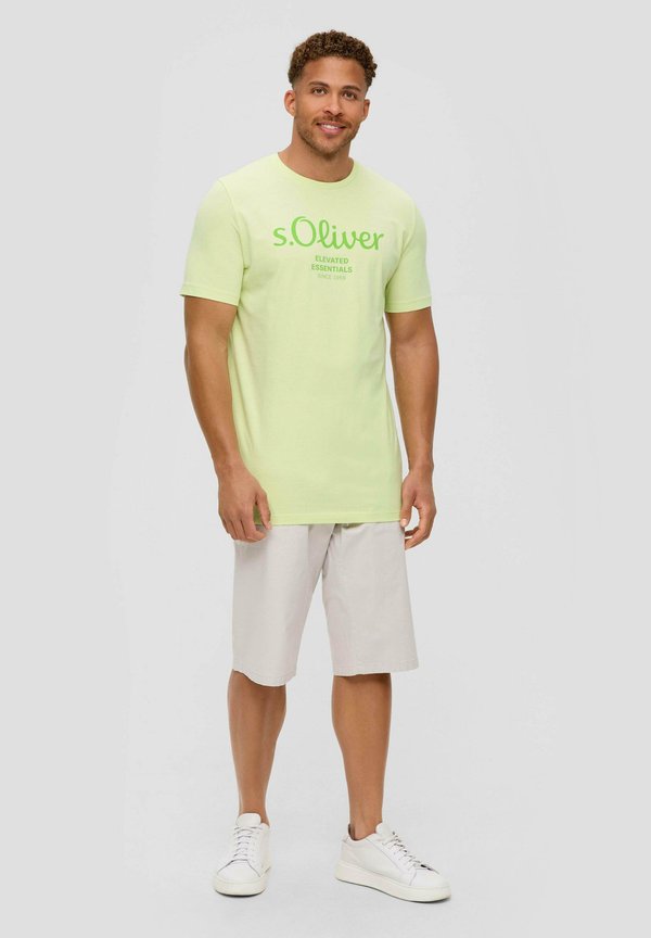 s.Oliver MIT LOGO - Print T-shirt - limettengrün