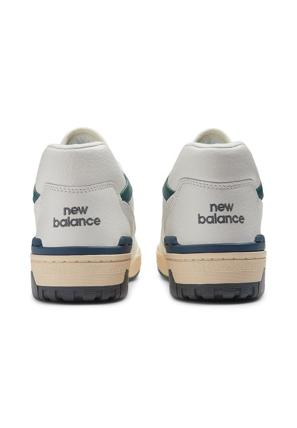 New Balance 550
