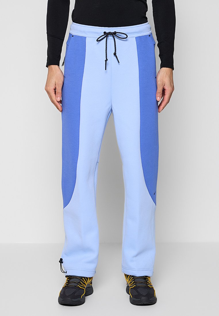 Nike Sportswear